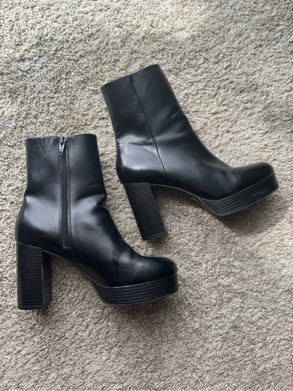 H&M Black Platform Ankle Boots Size 39 US 8-8.5 Chunky Block Heel